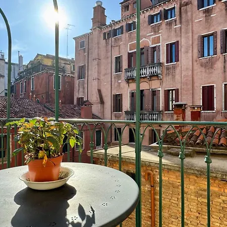 Surian Apartament