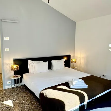 Surian Apartamento *