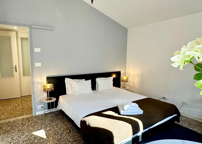 Surian Apartment *